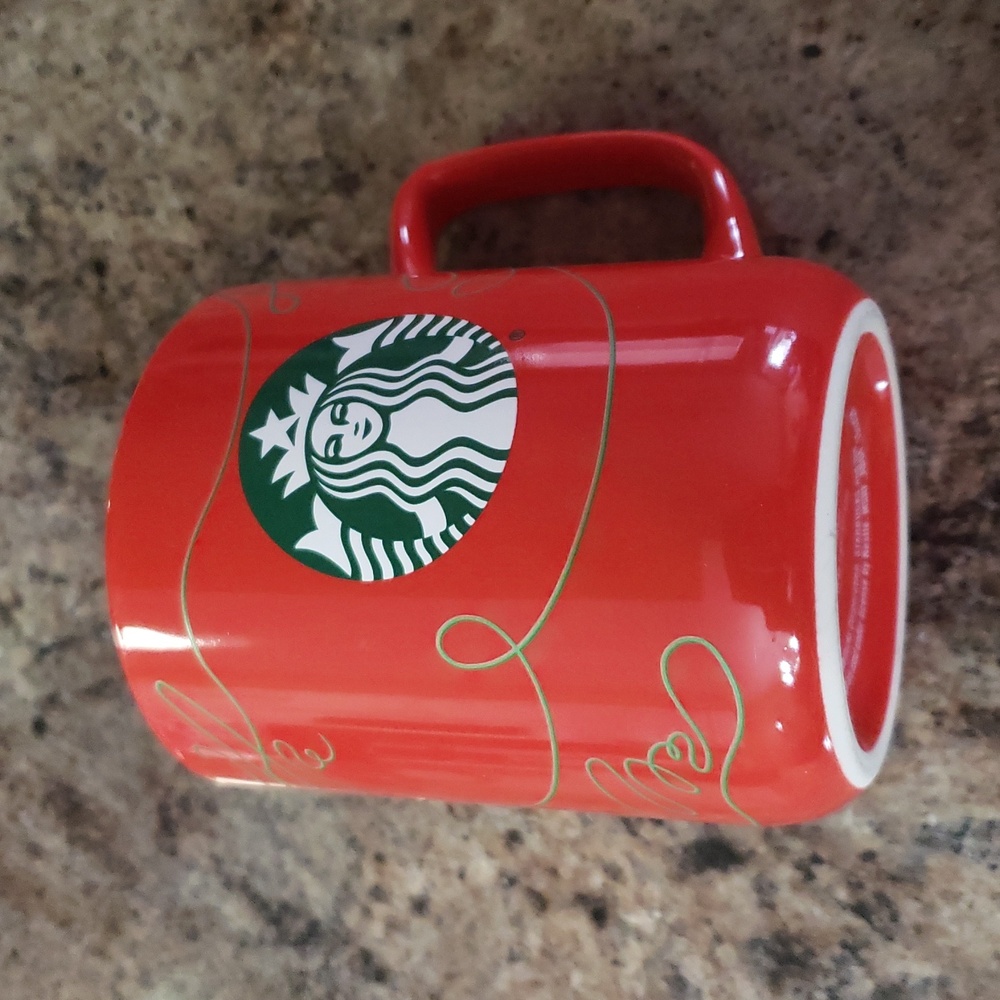 STARBUCKS RED 2020 16 OZ MUG